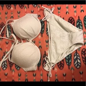NWOT - Victoria Secret Bikini